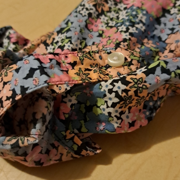 Charter Club shirt shop size 12. Relaxed fit. Roll up button sleeve - Picture 7 of 9